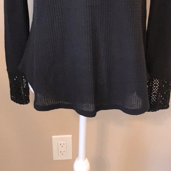 LUCKY BRAND Black Waffle Long Sleeve Top with Lace Size XS - Picture 3 of 16